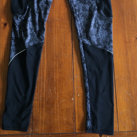 Ardene’s Active Leggings, Size Medium - Picture 2 of 6